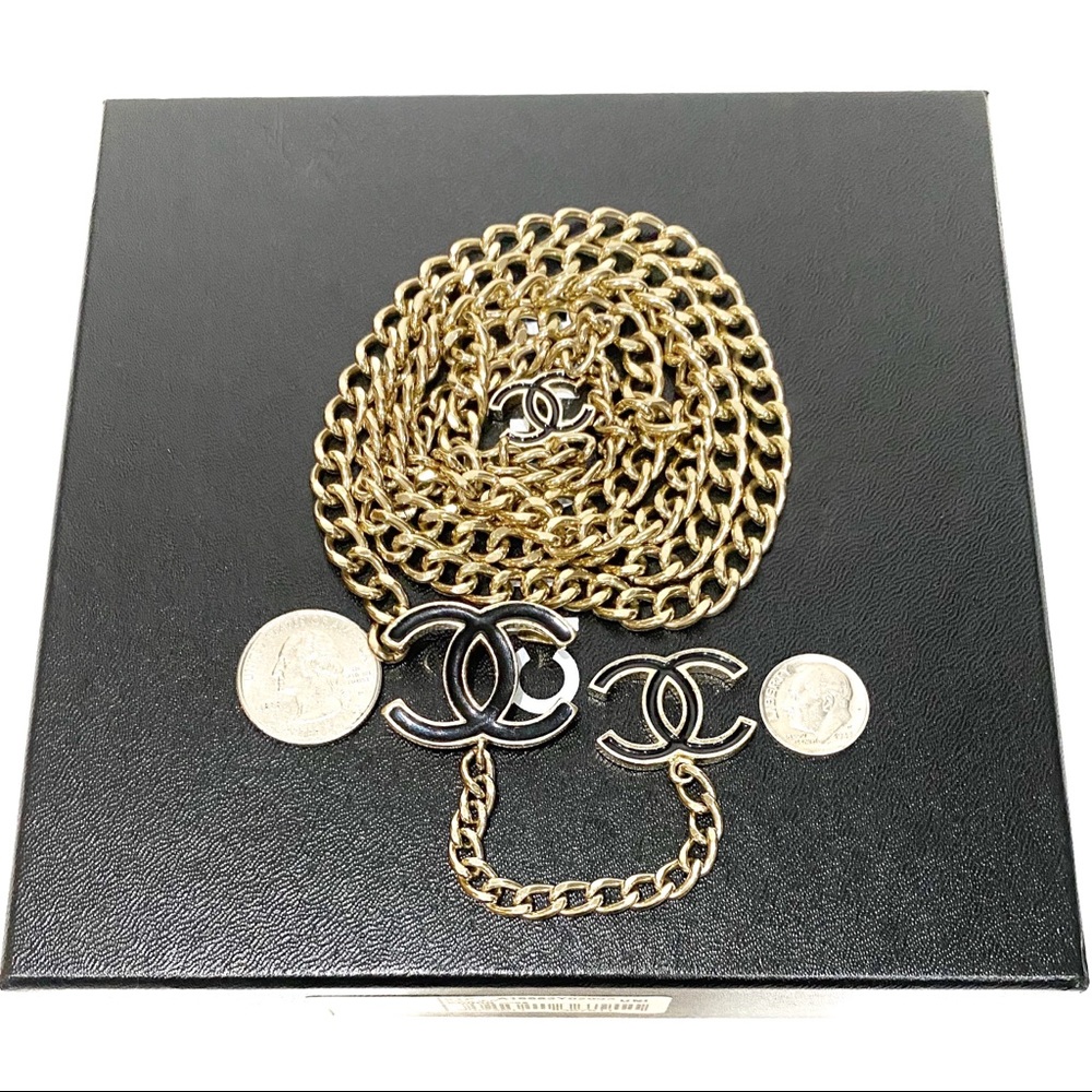 ❌SOLD❌VINTAGE CHANEL Black Gold CC Logo Necklace - Picture 9 of 12